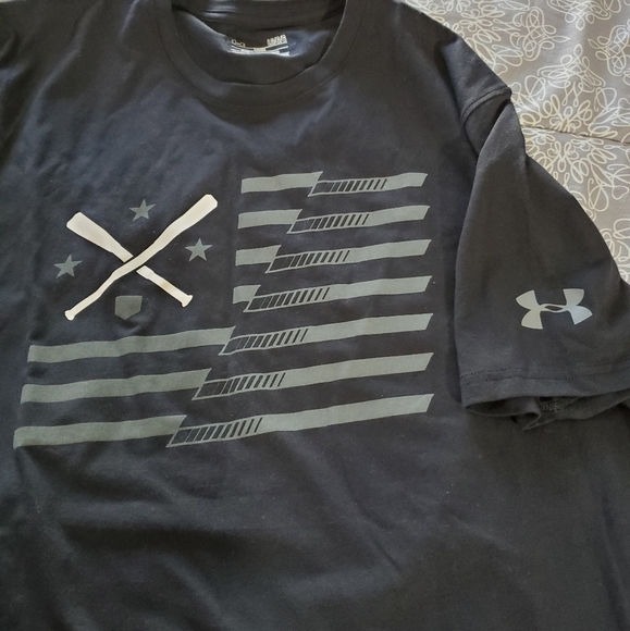 Under Armour Stars, Stripes, and bats t shirt - Picture 3 of 5